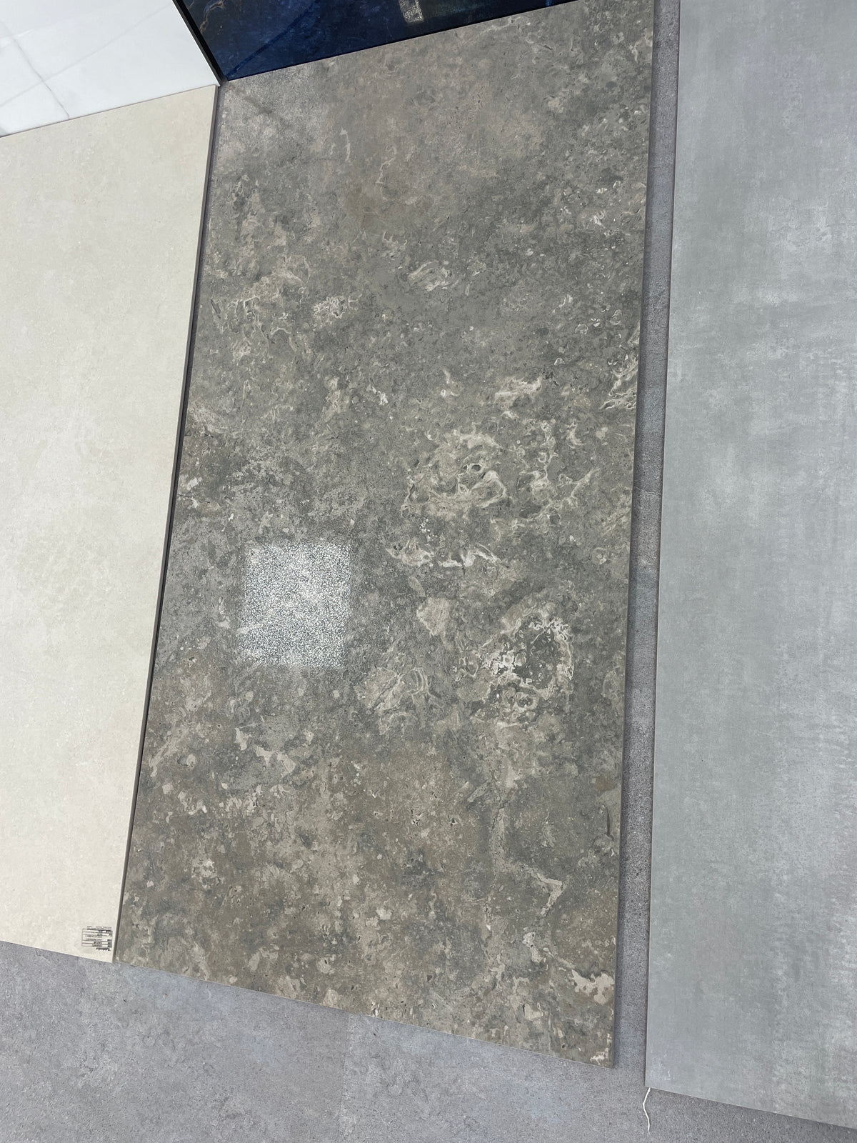 Carrelage sol/mur effet travertin CAFE TRAVERTINO l.60 x L.120 Mat LIMCARO - photo réelle 1